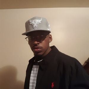 Meet your Posher, Cliff